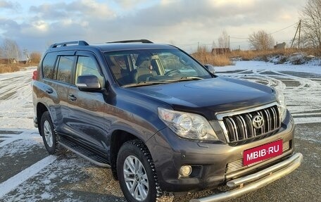 Toyota Land Cruiser Prado 150 рестайлинг 2, 2013 год, 3 150 000 рублей, 2 фотография