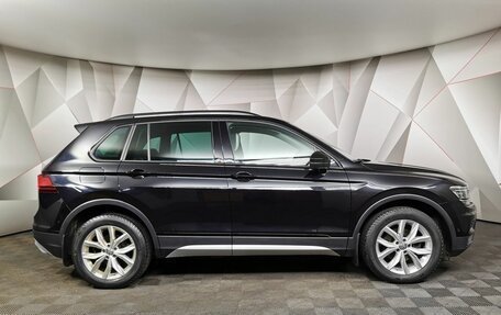 Volkswagen Tiguan II, 2019 год, 2 945 700 рублей, 6 фотография