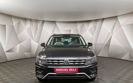 Volkswagen Tiguan II, 2019 год, 2 945 700 рублей, 7 фотография