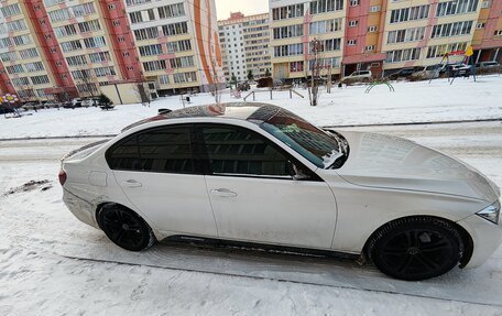 BMW 3 серия, 2013 год, 2 150 000 рублей, 2 фотография