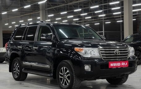 Toyota Land Cruiser 200, 2013 год, 3 700 000 рублей, 20 фотография