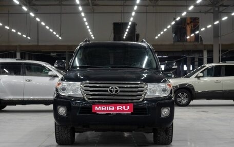 Toyota Land Cruiser 200, 2013 год, 3 700 000 рублей, 21 фотография