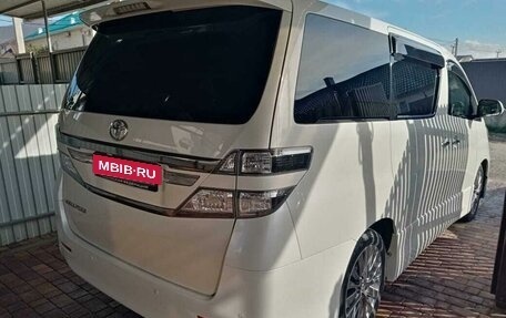 Toyota Vellfire I, 2013 год, 2 750 000 рублей, 3 фотография