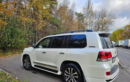 Toyota Land Cruiser 200, 2018 год, 6 900 000 рублей, 5 фотография