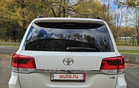 Toyota Land Cruiser 200, 2018 год, 6 900 000 рублей, 10 фотография