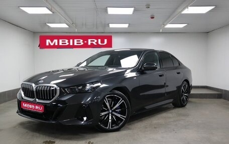 BMW 5 серия, 2024 год, 11 427 000 рублей, 1 фотография