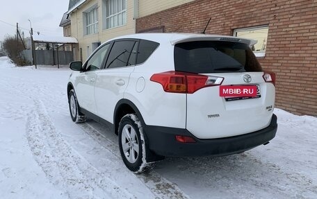 Toyota RAV4, 2013 год, 1 999 999 рублей, 10 фотография