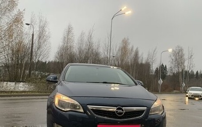 Opel Astra J, 2011 год, 700 000 рублей, 1 фотография