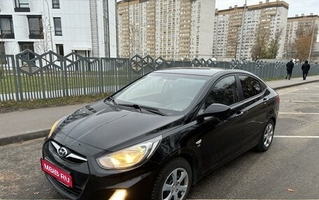 Hyundai Solaris II рестайлинг, 2011 год, 880 000 рублей, 1 фотография