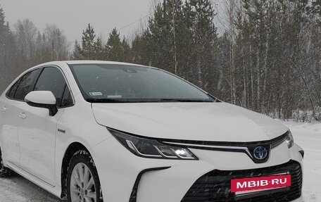 Toyota Corolla, 2019 год, 2 250 000 рублей, 2 фотография