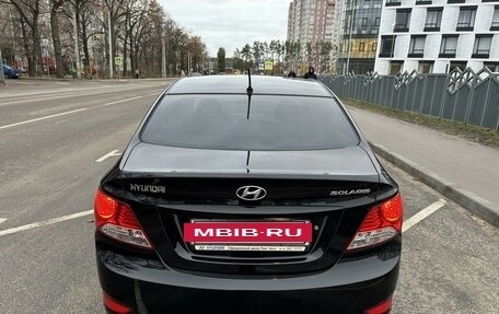 Hyundai Solaris II рестайлинг, 2011 год, 880 000 рублей, 7 фотография