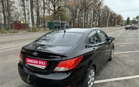 Hyundai Solaris II рестайлинг, 2011 год, 880 000 рублей, 6 фотография