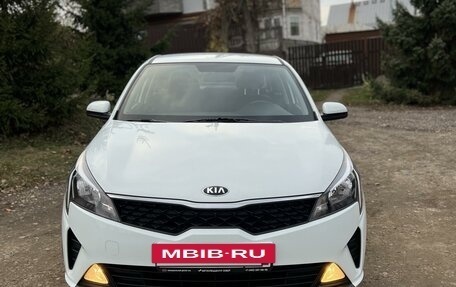 KIA Rio IV, 2020 год, 1 620 000 рублей, 13 фотография