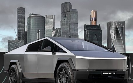 Tesla Cybertruck, 2024 год, 32 000 000 рублей, 3 фотография