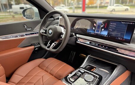 BMW 7 серия, 2024 год, 17 950 000 рублей, 10 фотография