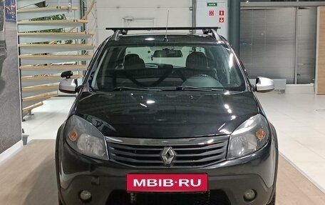 Renault Sandero I, 2014 год, 815 000 рублей, 2 фотография