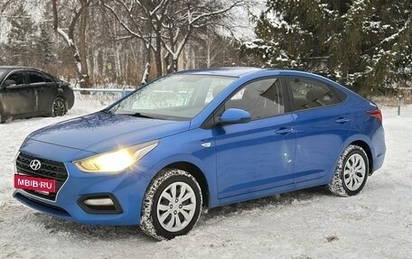 Hyundai Solaris II рестайлинг, 2018 год, 1 250 000 рублей, 9 фотография