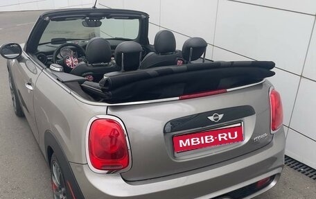 MINI Cabrio, 2017 год, 2 520 000 рублей, 3 фотография