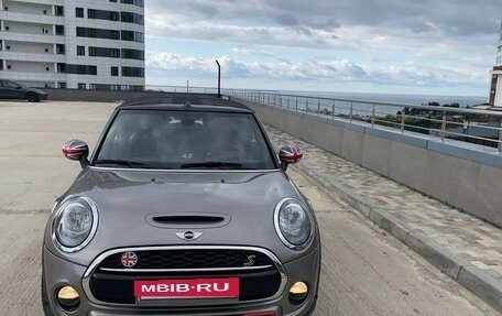 MINI Cabrio, 2017 год, 2 520 000 рублей, 12 фотография