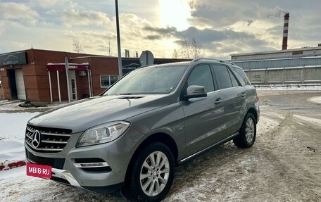 Mercedes-Benz M-Класс, 2012 год, 2 670 000 рублей, 2 фотография