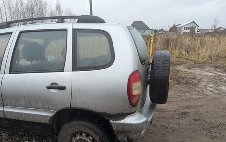 Chevrolet Niva I рестайлинг, 2005 год, 265 000 рублей, 1 фотография