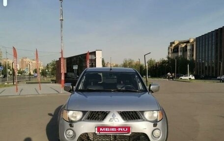 Mitsubishi L200 IV рестайлинг, 2008 год, 1 800 000 рублей, 4 фотография