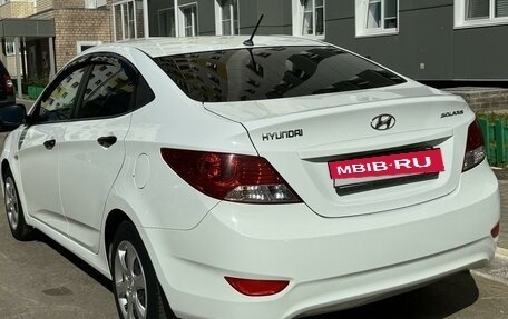 Hyundai Solaris II рестайлинг, 2013 год, 750 000 рублей, 4 фотография