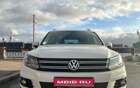 Volkswagen Tiguan I, 2015 год, 1 970 000 рублей, 6 фотография