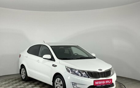 KIA Rio III рестайлинг, 2013 год, 1 078 000 рублей, 2 фотография