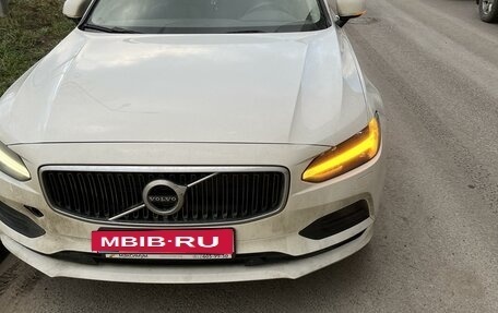 Volvo V90 II, 2018 год, 1 870 000 рублей, 2 фотография