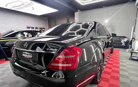 Mercedes-Benz S-Класс, 2009 год, 1 550 000 рублей, 2 фотография