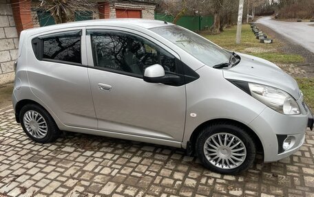 Chevrolet Spark III, 2011 год, 670 000 рублей, 4 фотография