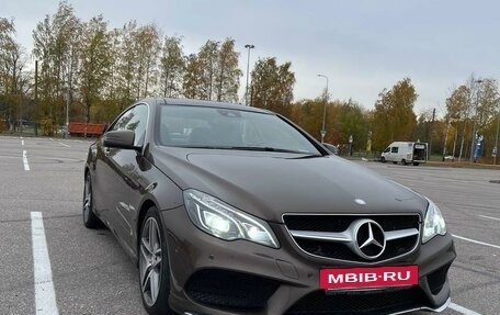 Mercedes-Benz E-Класс, 2014 год, 2 350 000 рублей, 10 фотография