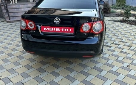 Volkswagen Jetta VI, 2010 год, 900 000 рублей, 5 фотография