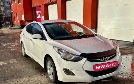 Hyundai Avante, 2012 год, 940 000 рублей, 3 фотография