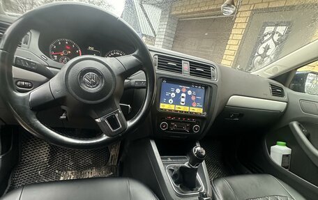 Volkswagen Jetta VI, 2012 год, 1 100 000 рублей, 6 фотография