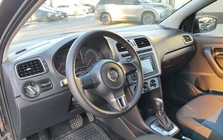 Volkswagen Polo VI (EU Market), 2013 год, 930 000 рублей, 10 фотография