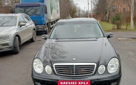 Mercedes-Benz E-Класс, 2005 год, 1 180 000 рублей, 6 фотография