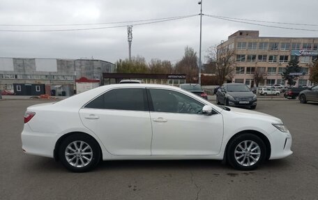 Toyota Camry, 2016 год, 2 100 000 рублей, 2 фотография