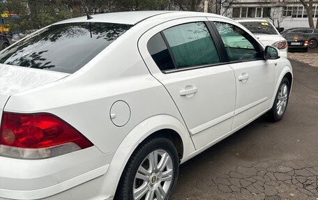 Opel Astra H, 2011 год, 645 000 рублей, 3 фотография