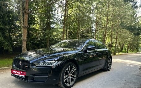 Jaguar XE I рестайлинг, 2016 год, 2 490 000 рублей, 2 фотография