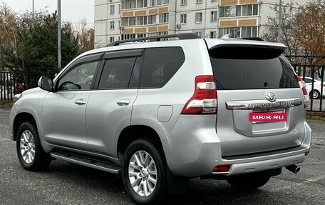 Toyota Land Cruiser Prado 150 рестайлинг 2, 2017 год, 4 400 000 рублей, 6 фотография