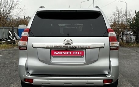 Toyota Land Cruiser Prado 150 рестайлинг 2, 2017 год, 4 400 000 рублей, 8 фотография