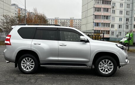 Toyota Land Cruiser Prado 150 рестайлинг 2, 2017 год, 4 400 000 рублей, 11 фотография