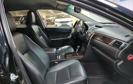 Toyota Camry, 2015 год, 2 349 000 рублей, 10 фотография