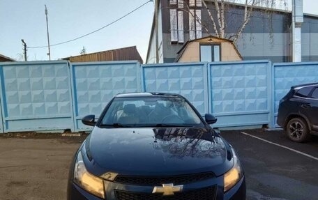 Chevrolet Cruze II, 2010 год, 725 000 рублей, 2 фотография