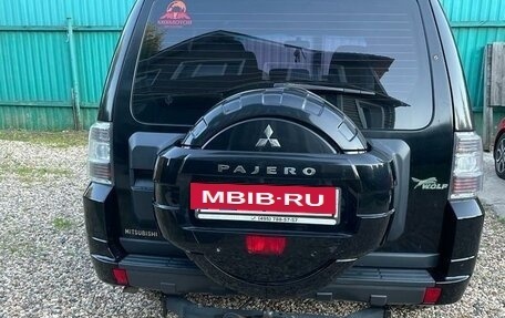 Mitsubishi Pajero IV, 2013 год, 2 270 000 рублей, 4 фотография