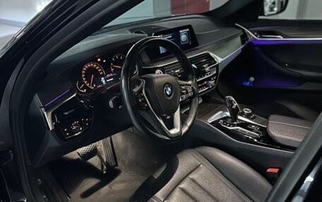 BMW 5 серия, 2019 год, 3 600 000 рублей, 8 фотография