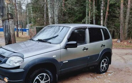 Chevrolet Niva I рестайлинг, 2012 год, 590 000 рублей, 10 фотография