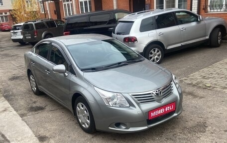 Toyota Avensis III рестайлинг, 2009 год, 1 350 000 рублей, 1 фотография